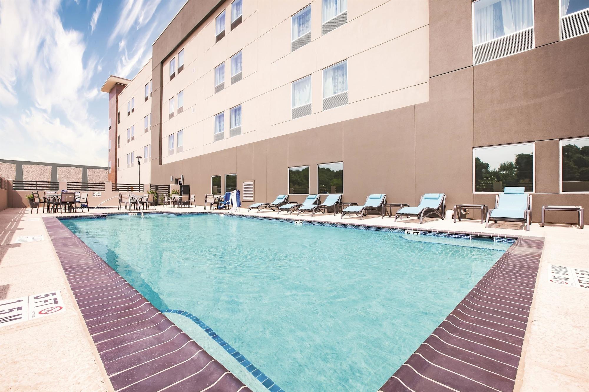 La Quinta By Wyndham Mcallen La Plaza Mall Екстериор снимка