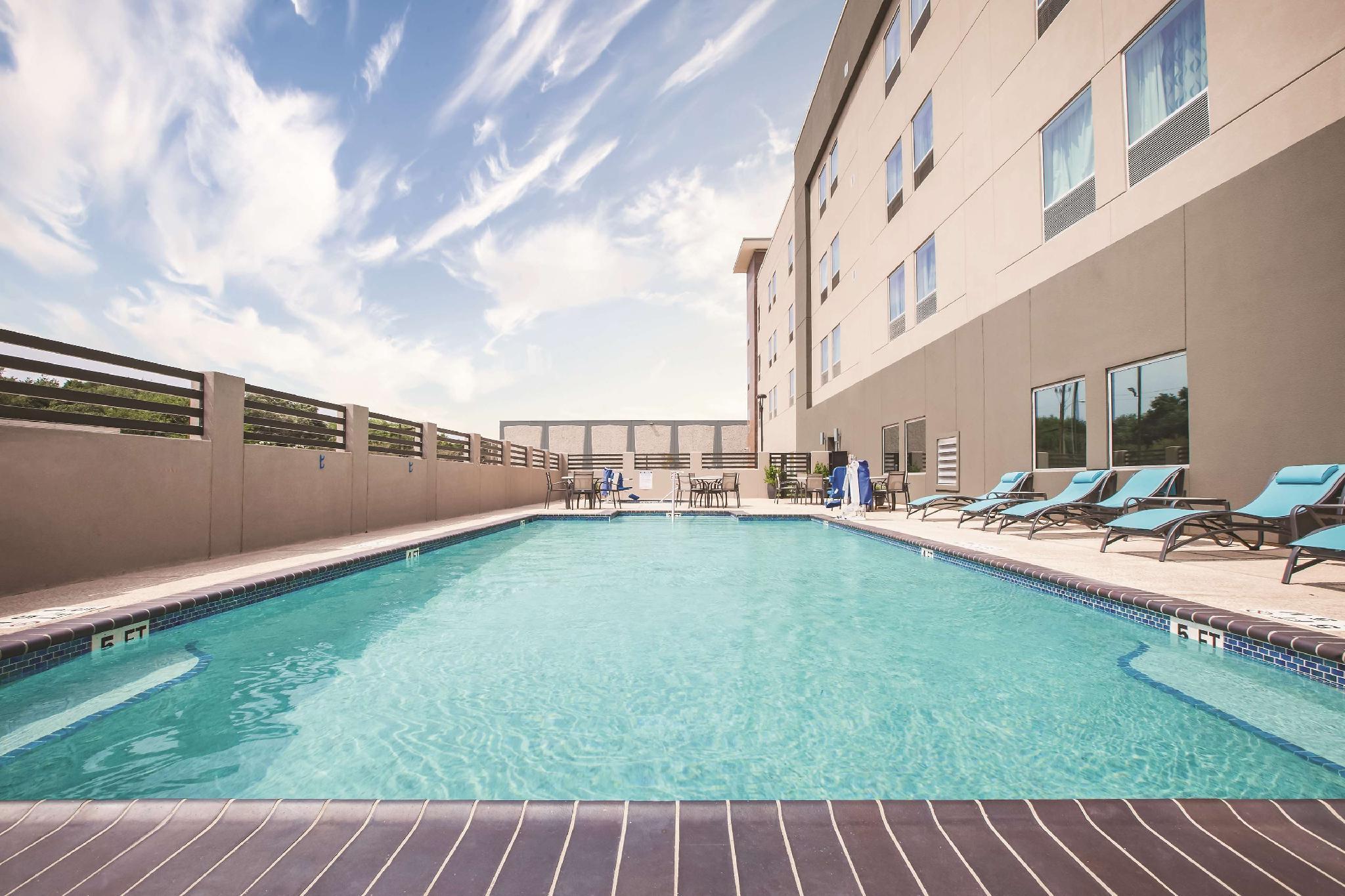 La Quinta By Wyndham Mcallen La Plaza Mall Екстериор снимка