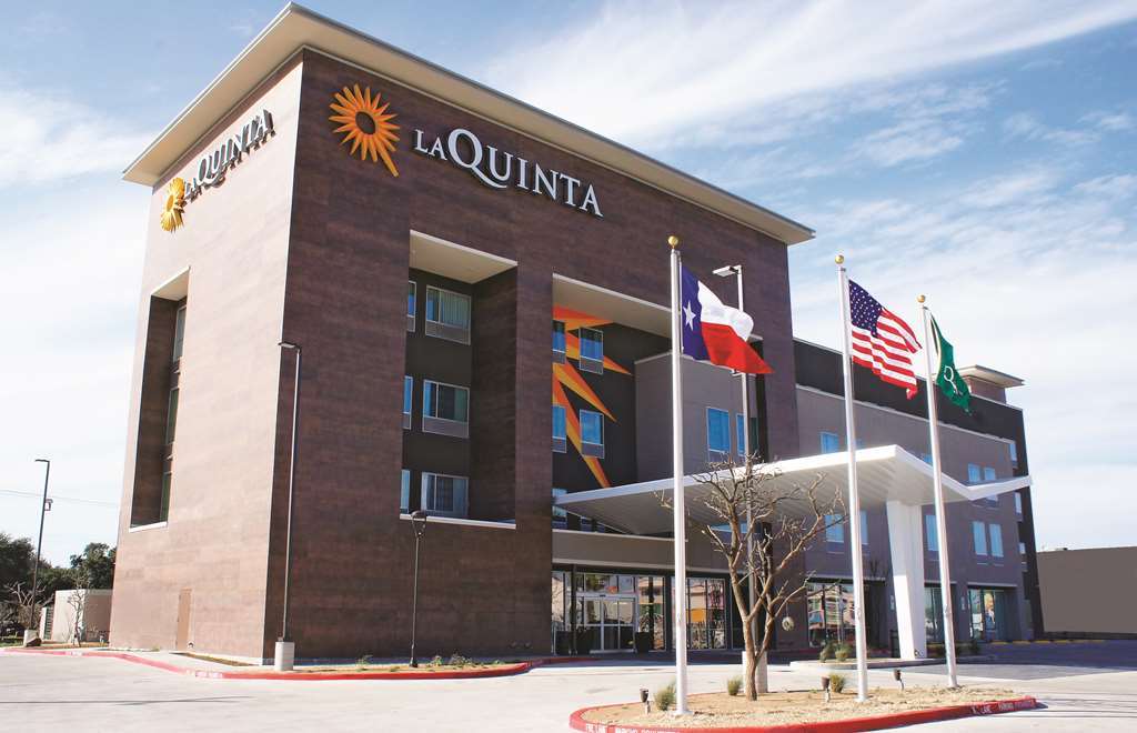 La Quinta By Wyndham Mcallen La Plaza Mall Екстериор снимка