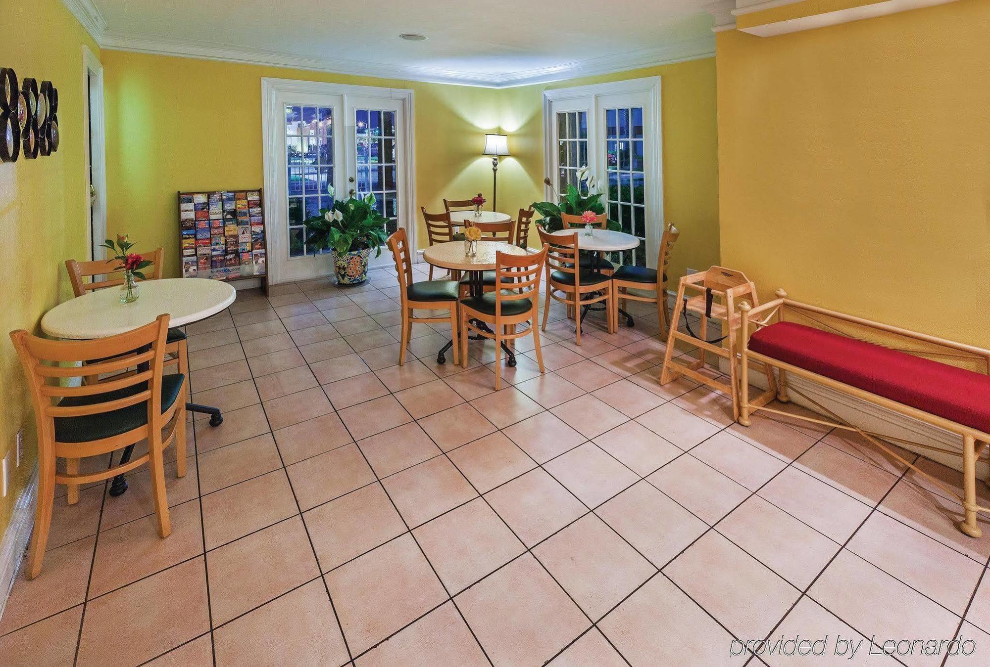 La Quinta By Wyndham Mcallen La Plaza Mall Екстериор снимка