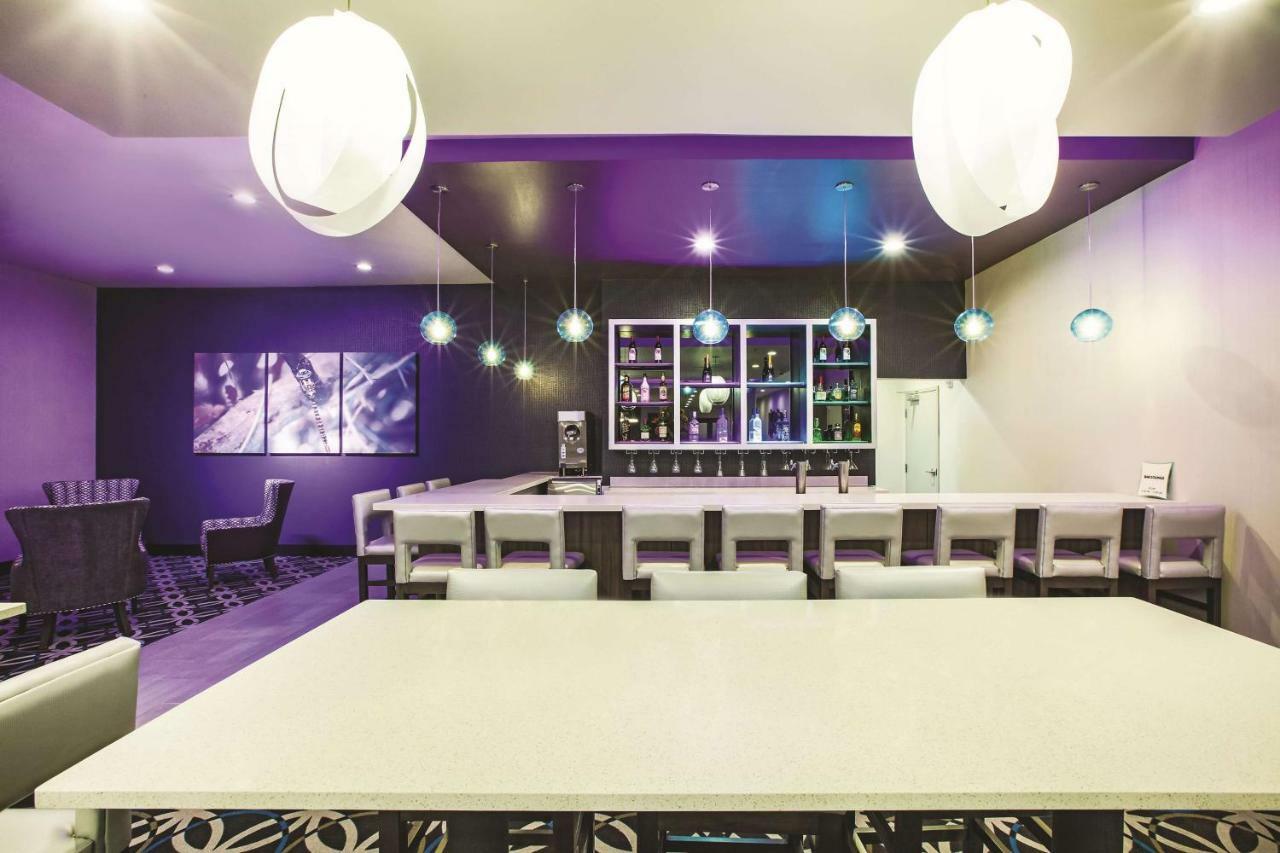 La Quinta By Wyndham Mcallen La Plaza Mall Екстериор снимка