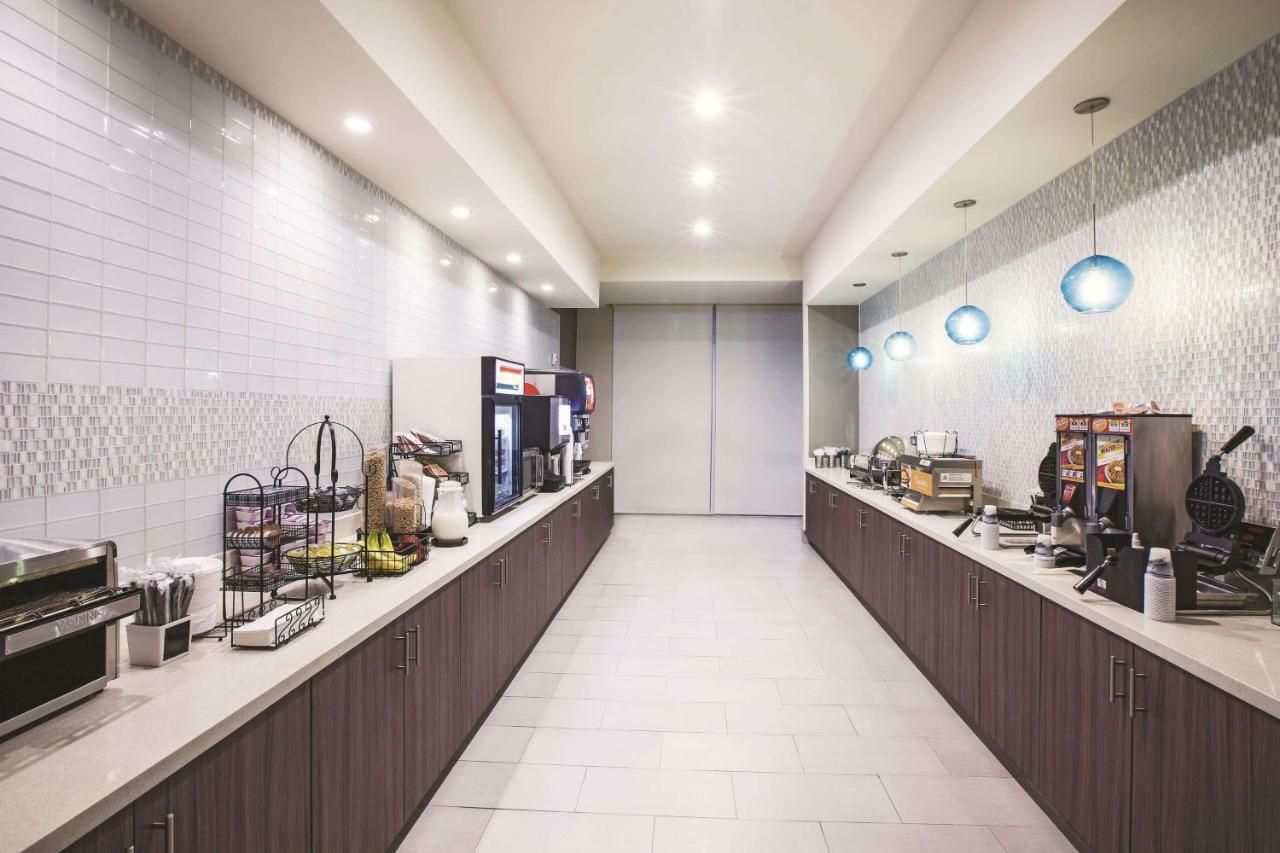 La Quinta By Wyndham Mcallen La Plaza Mall Екстериор снимка