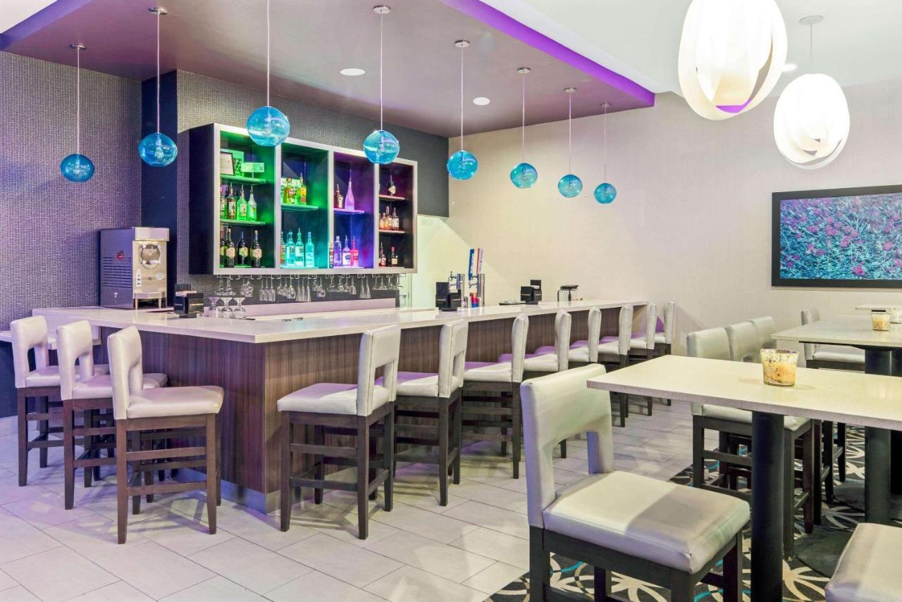 La Quinta By Wyndham Mcallen La Plaza Mall Екстериор снимка
